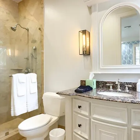 Florida Keys Villa Beach Proximity Heated Pool Serenity At Its Finest Hemingway Key Vlllas